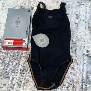 Speedo Lzr Racer Pro Recordbreaker Fastskin black/gold Sz. 28